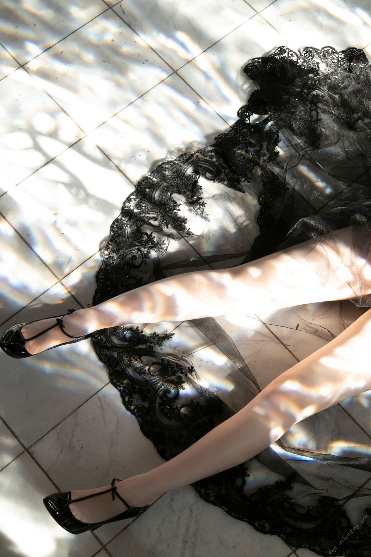 Michelle Megumi ミッシェル爱美, ＦＲＩＤＡＹデジタル写真集 「プレミアムヌード　ｖｏｌ．２　黒の花嫁」 Set.01