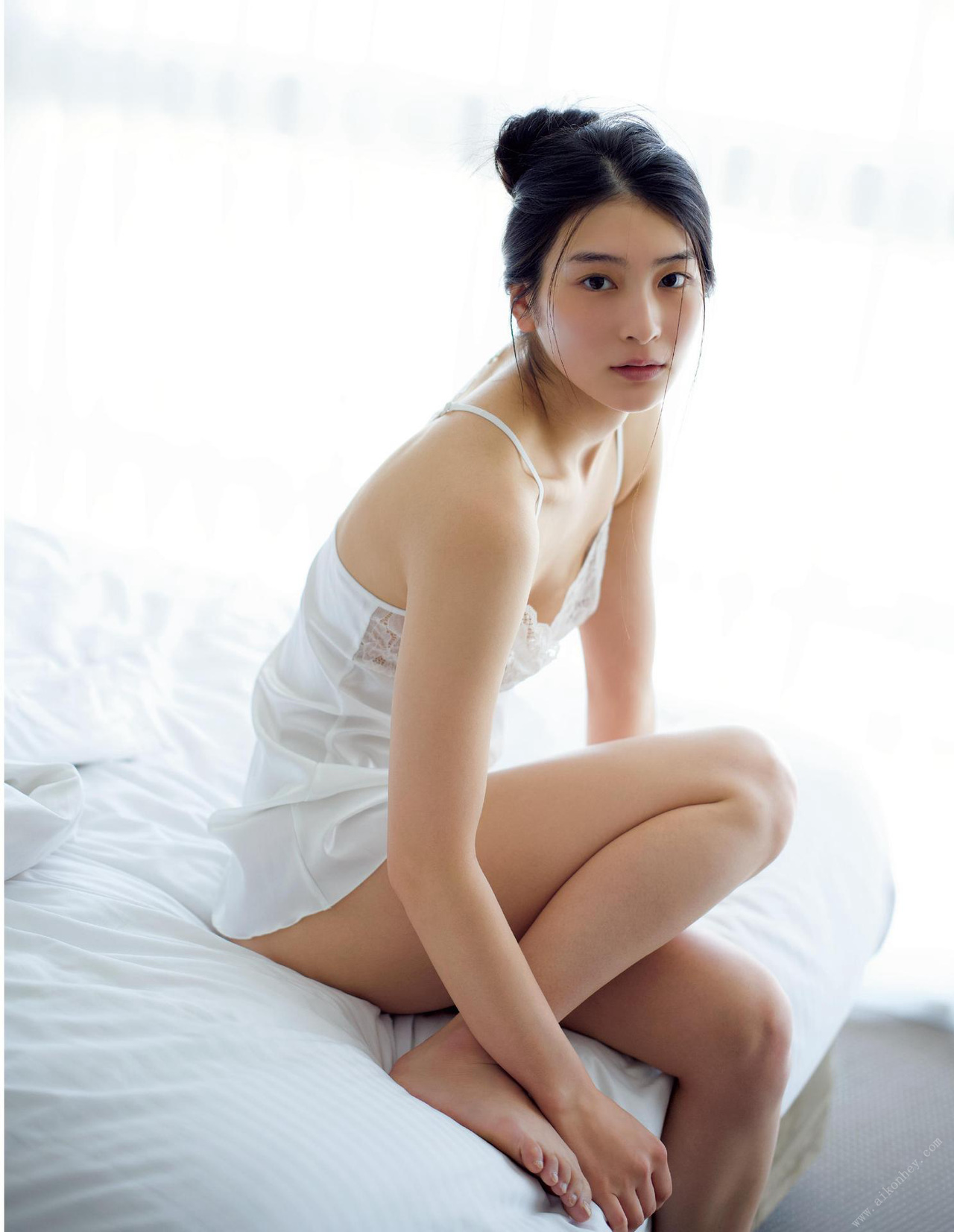 Suzu Honjo 本庄铃, 写真集 Natural Beauty 豪华爱蔵版 Set.01