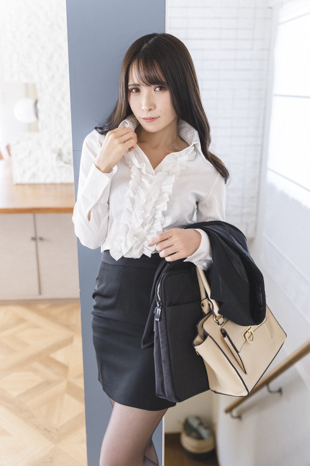 JILL じる, [GirlFriendEnd] 我が家の×××すぎる姉-社会人编 Set.01 No.ca8336