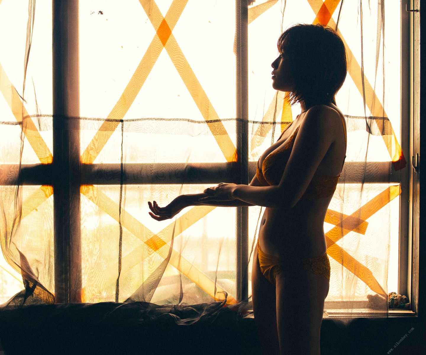 Miwako Kakei 笕美和子, 周プレ Photo Book 「春潮」